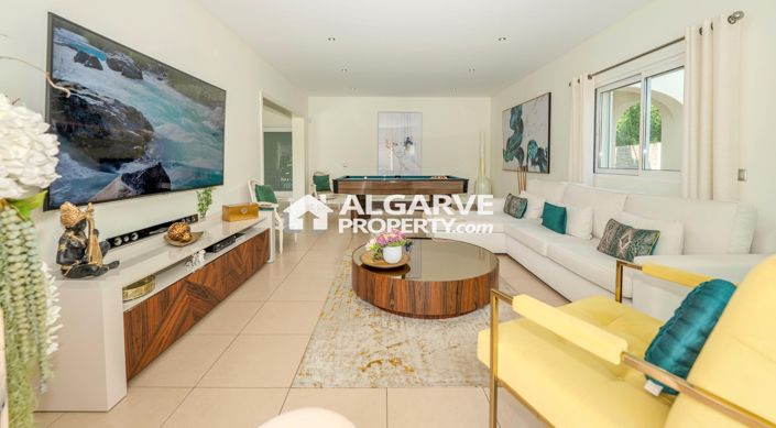 Image No.32-5 Bed Villa for sale