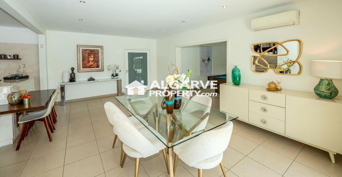 Image No.35-5 Bed Villa for sale