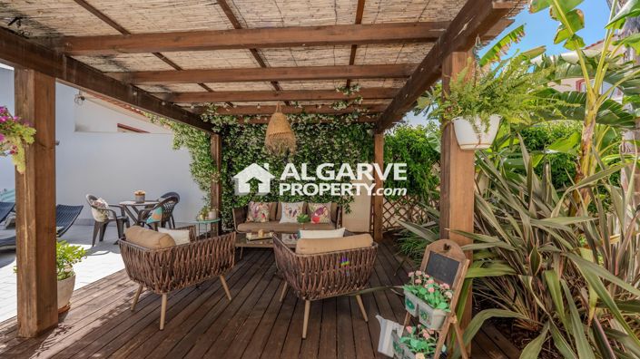 Image No.45-5 Bed Villa for sale