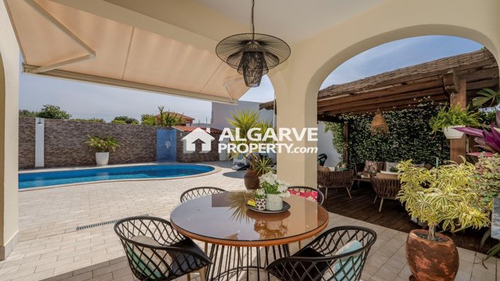 Image No.5-5 Bed Villa for sale