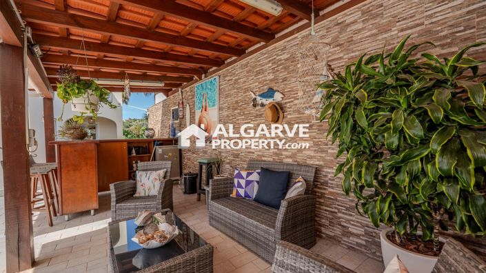 Image No.50-5 Bed Villa for sale