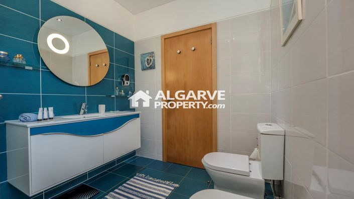 Image No.9-5 Bed Villa for sale