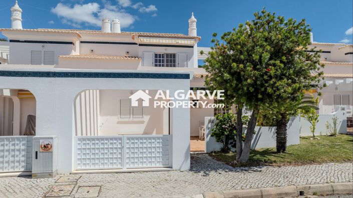 Image No.1-3 Bed Townhouse for sale