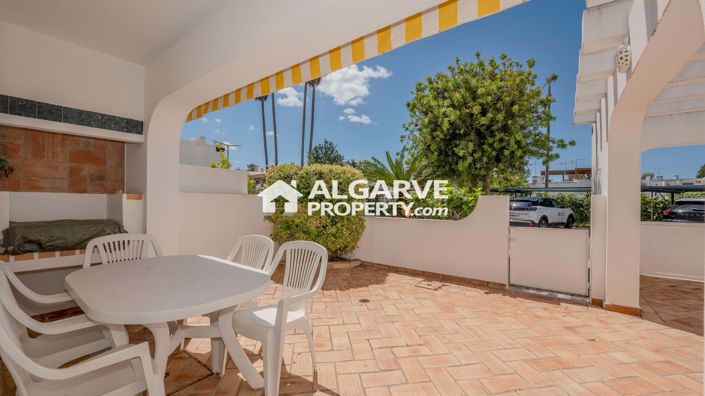 Image No.9-3 Bed Townhouse for sale