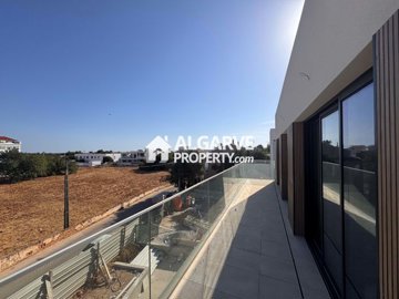 2 Bed Apartment for sale