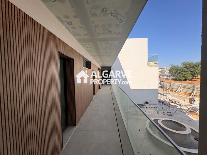 Image No.21-2 Bed Apartment for sale