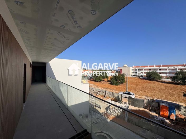 Image No.22-2 Bed Apartment for sale