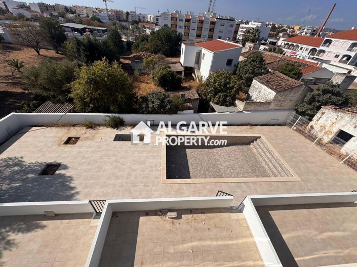 Image No.15-2 Bed Apartment for sale