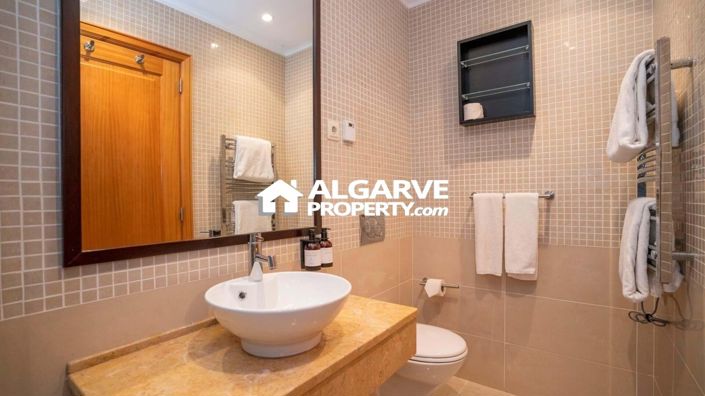 Image No.10-2 Bed Apartment for sale