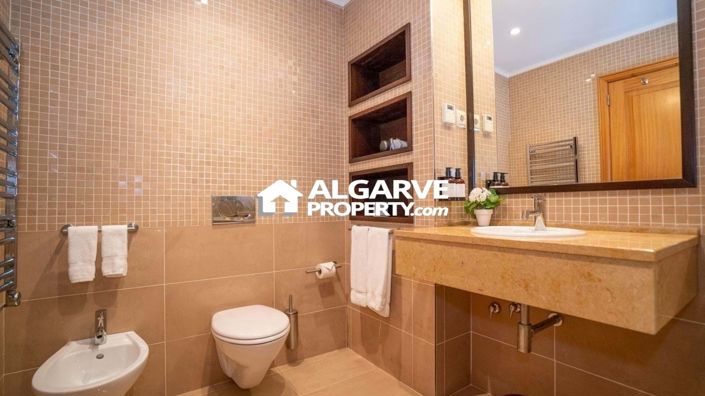 Image No.16-2 Bed Apartment for sale