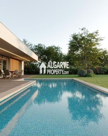 Image No.9-3 Bed Villa for sale