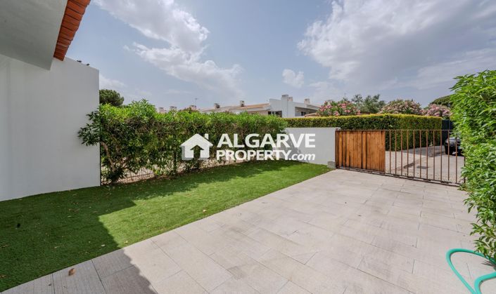 Image No.6-3 Bed Townhouse for sale