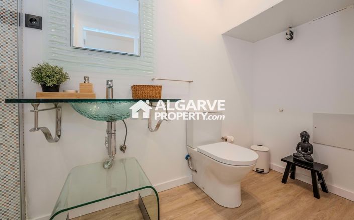 Image No.9-3 Bed Townhouse for sale