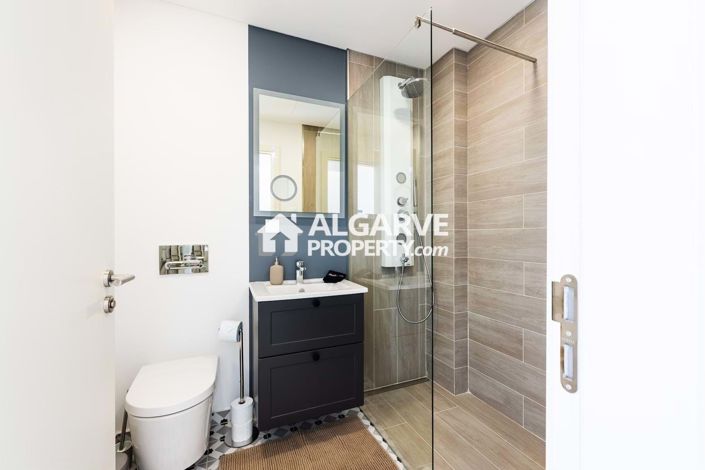 Image No.17-2 Bed Apartment for sale