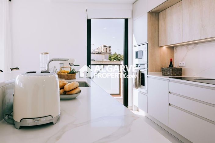 Image No.9-2 Bed Apartment for sale