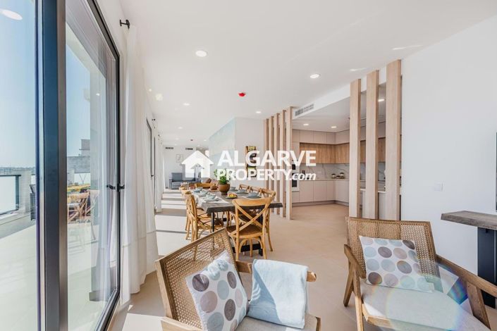 Image No.17-3 Bed Apartment for sale