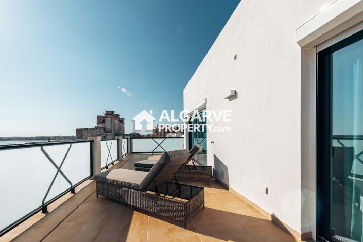 Image No.23-3 Bed Apartment for sale