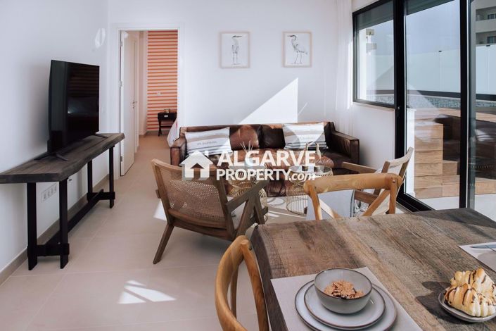 Image No.25-3 Bed Apartment for sale