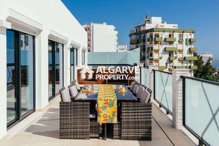 Image No.38-3 Bed Apartment for sale