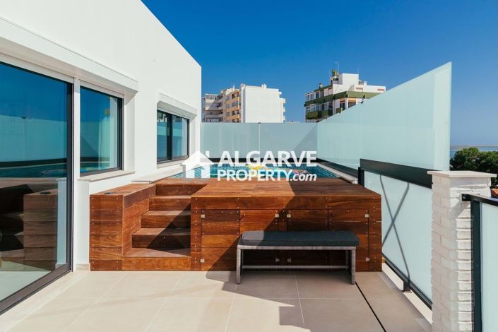 Image No.39-3 Bed Apartment for sale