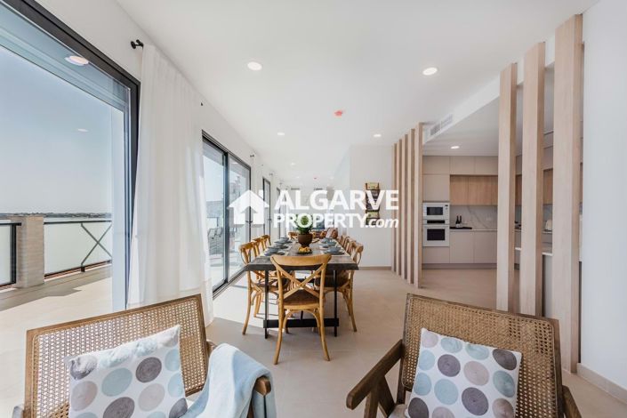 Image No.7-3 Bed Apartment for sale