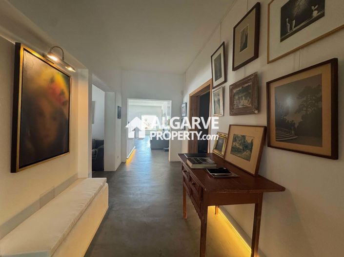 Image No.17-6 Bed Villa for sale