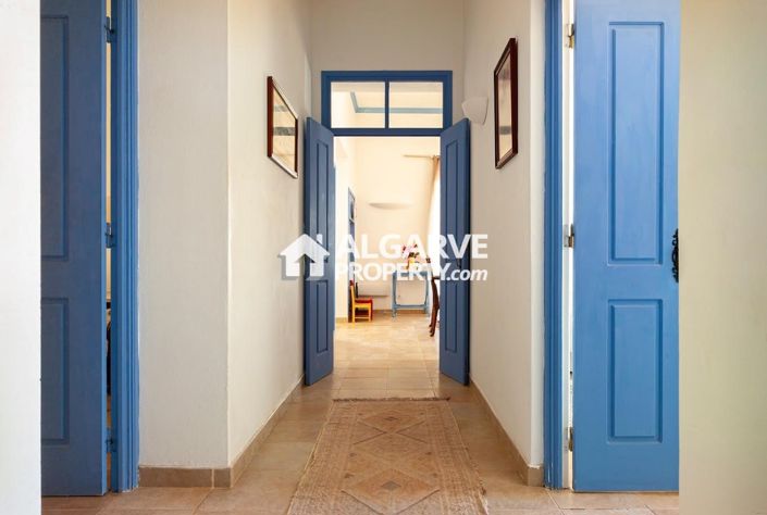 Image No.57-6 Bed Villa for sale