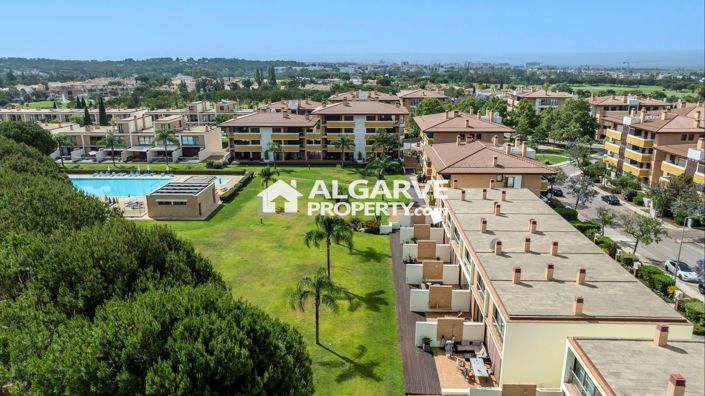 Image No.8-5 Bed Townhouse for sale