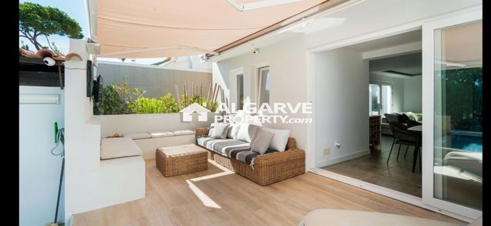 Image No.7-3 Bed Townhouse for sale