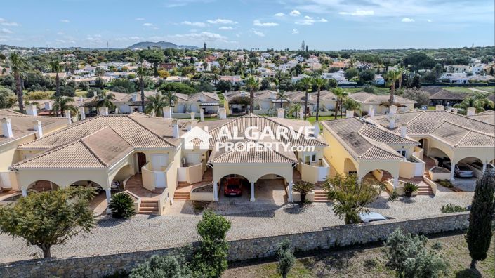 Image No.7-4 Bed Semi-Detached for sale