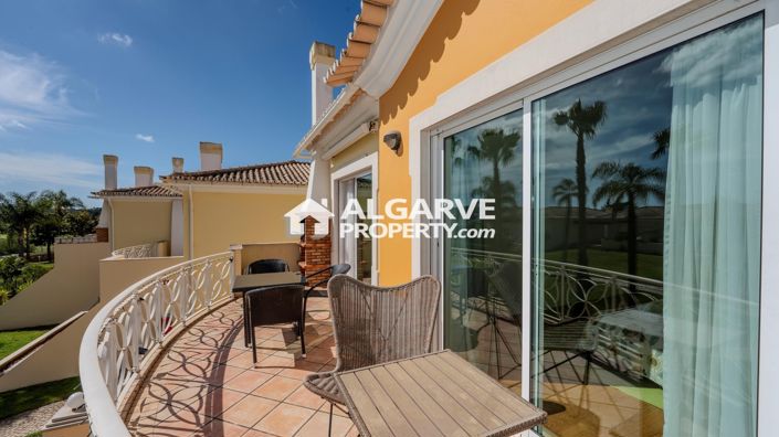 Image No.8-4 Bed Semi-Detached for sale