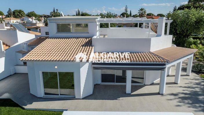 Image No.17-4 Bed Villa for sale