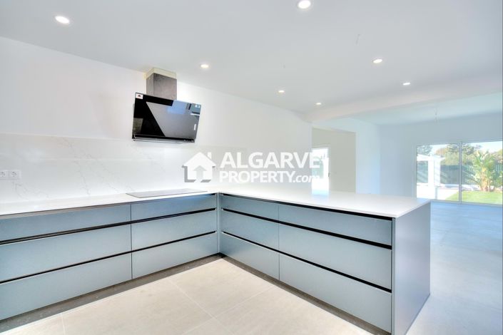 Image No.24-4 Bed Villa for sale