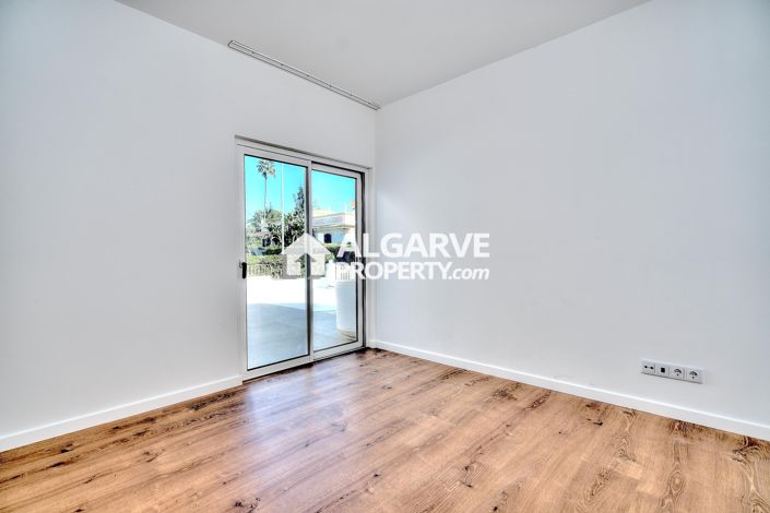 Image No.29-4 Bed Villa for sale