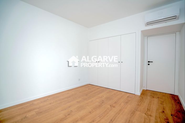 Image No.32-4 Bed Villa for sale