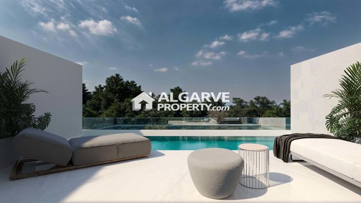 Image No.1-4 Bed Villa for sale