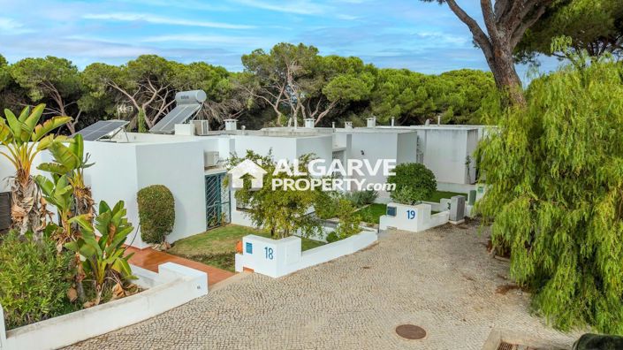 Image No.1-2 Bed Villa for sale