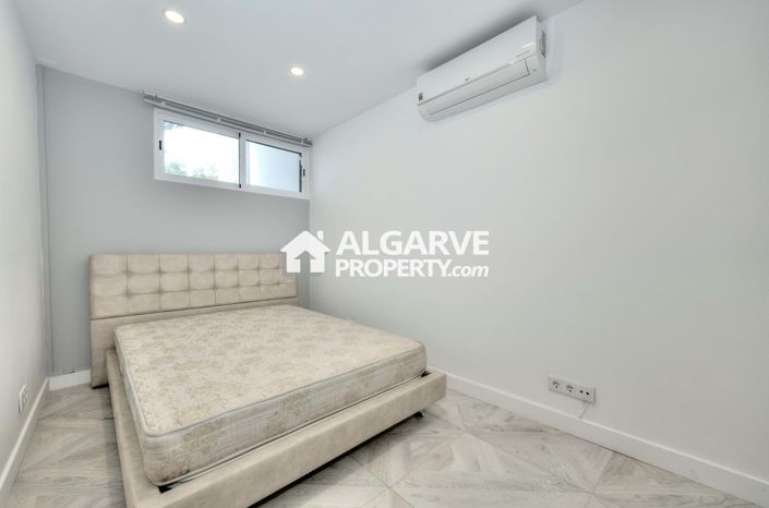 Image No.14-2 Bed Villa for sale