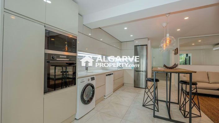 Image No.3-2 Bed Villa for sale