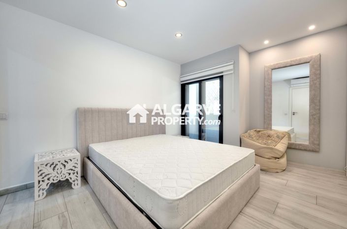 Image No.4-2 Bed Villa for sale