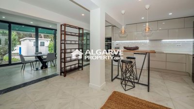 3-12237-78d1f4f8b6655591b02d22fabb36a692d73cc