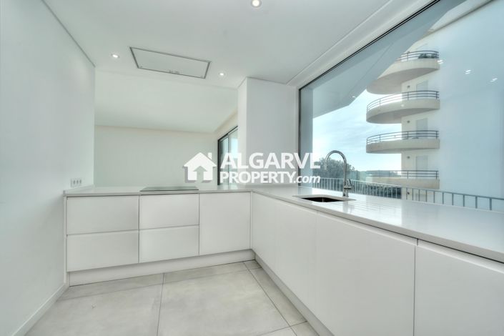 Image No.3-3 Bed Apartment for sale