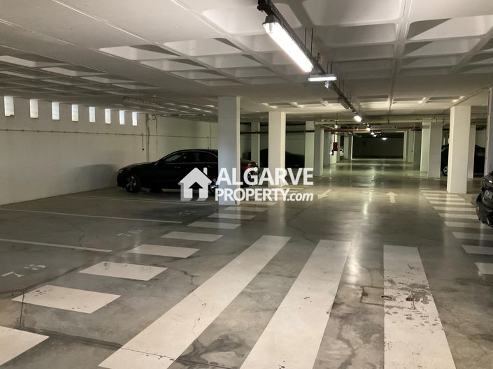 Image No.22-3 Bed Apartment for sale