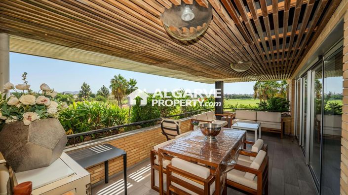 Image No.23-3 Bed Apartment for sale