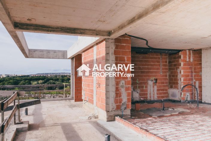 Image No.16-2 Bed Apartment for sale