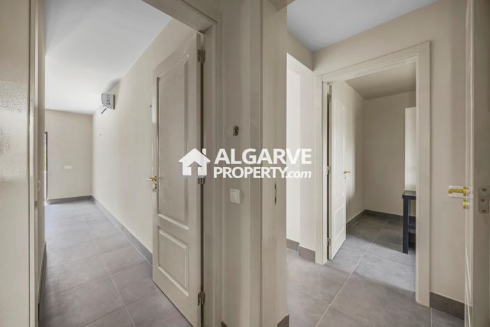 Image No.23-4 Bed Villa for sale