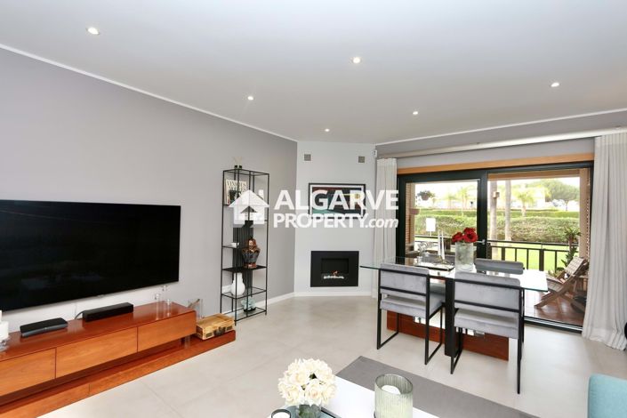 Image No.22-4 Bed Semi-Detached for sale