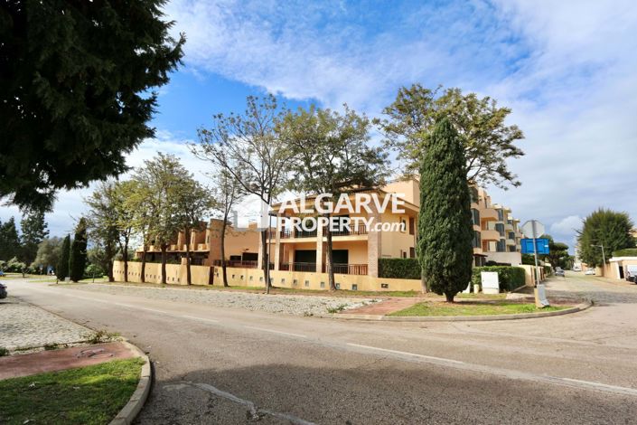 Image No.5-4 Bed Semi-Detached for sale