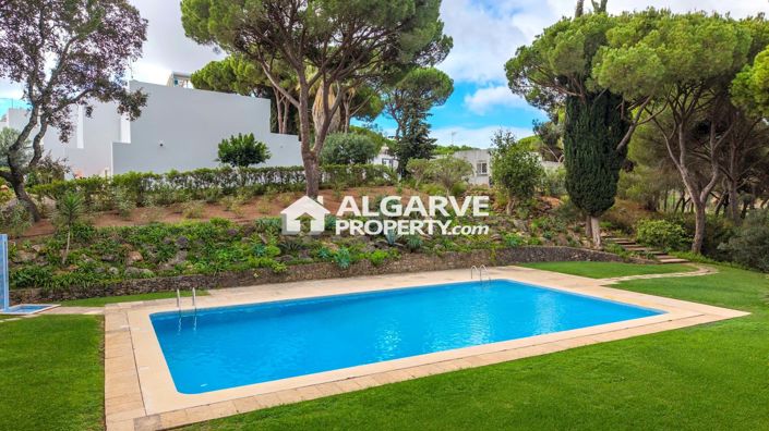 Image No.1-3 Bed Villa for sale