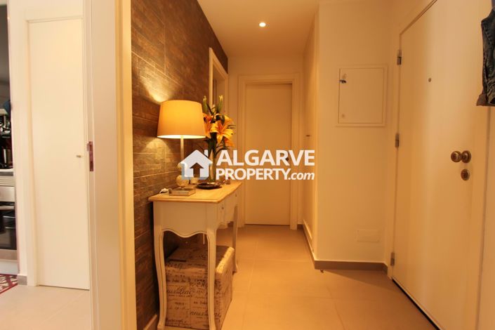 Image No.19-2 Bed Apartment for sale